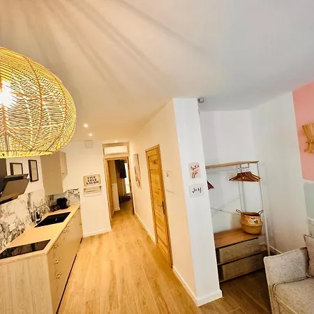 Majopi 2 - Central, Ac, Close To Palais & Beaches Cannes