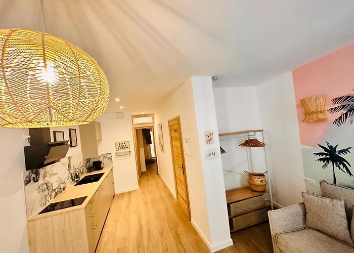 Majopi 2 - Central, Ac, Close To Palais & Beaches Cannes