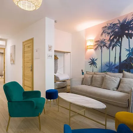 Majopi 2 - Central, Ac, Close To Palais & Beaches *